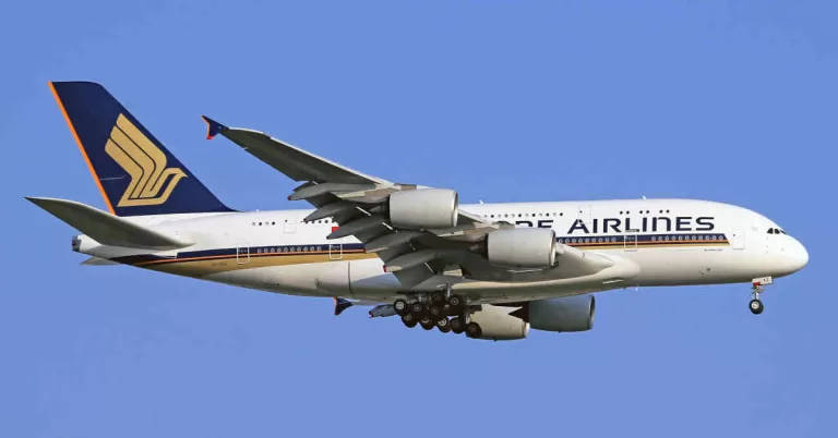Singapore Airlines Airbus A380 in flight